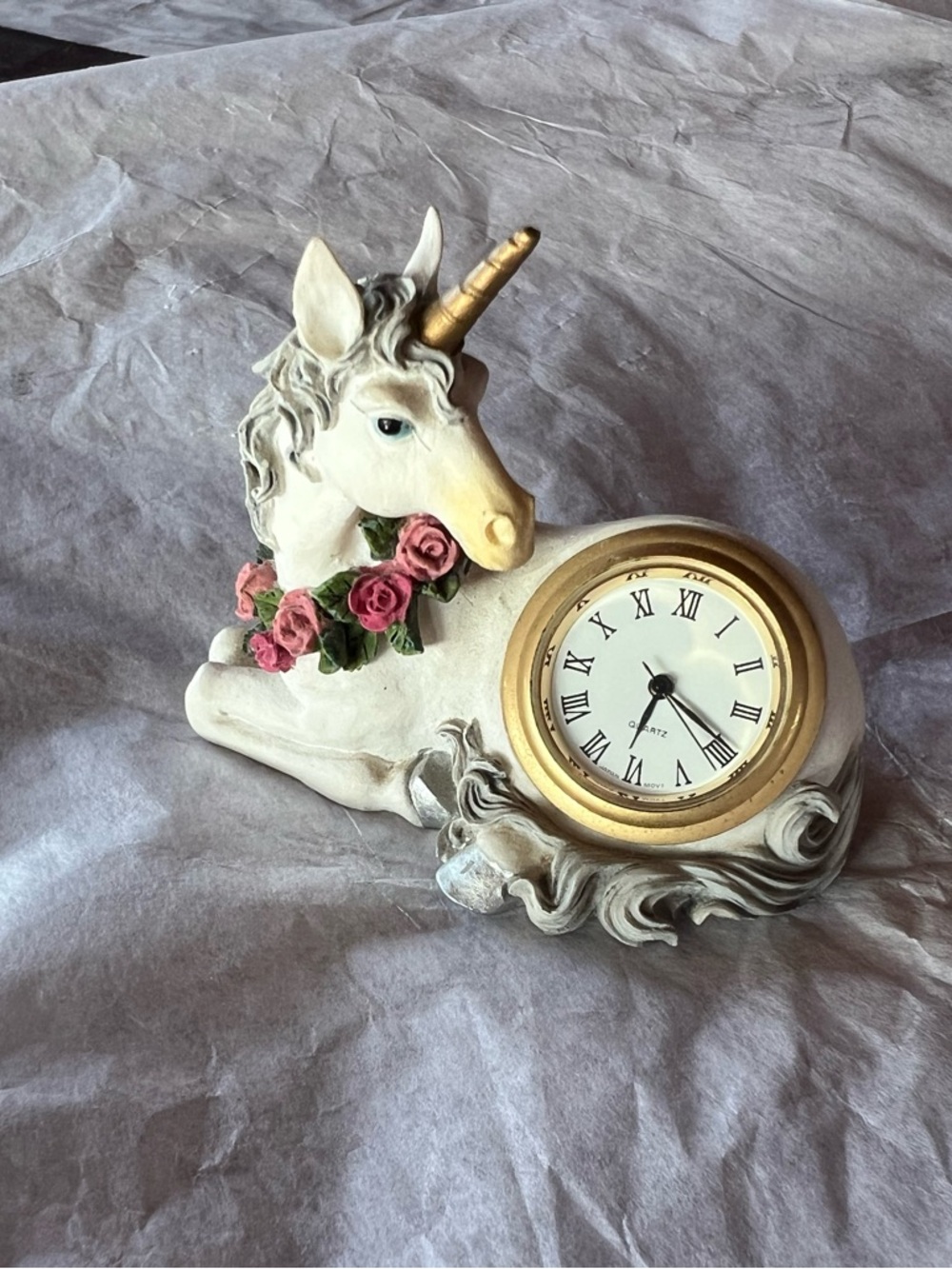 EUC Vintage White Unicorn Clock with Gold Horn and Pink Rose Accents